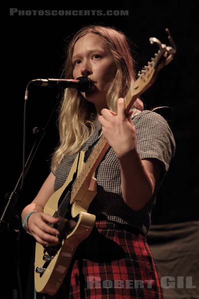 JULIA JACKLIN - 2017-02-21 - PARIS - Cafe de la Danse - 